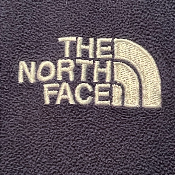 *CLEARANCE* North Face Fleece Zip Up Sweatshirt - Picture 4 of 8